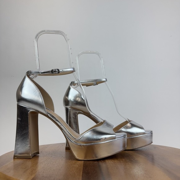 Steve Madden Shoes - New Womens‎ Steve Madden Spence Sliver Faux Leather Platform Sandal Size 11 M